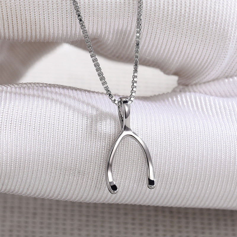 Classic Necklace with Timeless Appeal