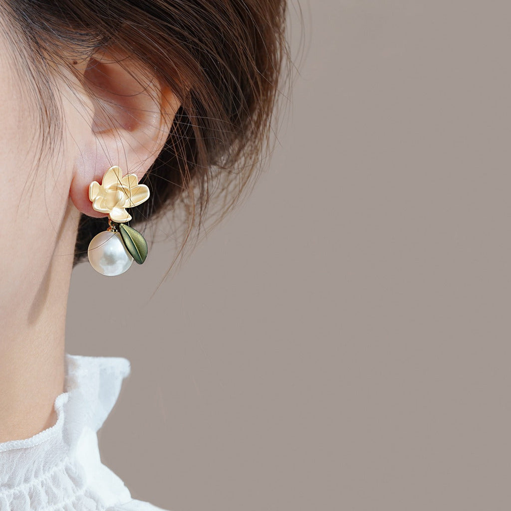 Elegant Pearl Earring for Every Occasion