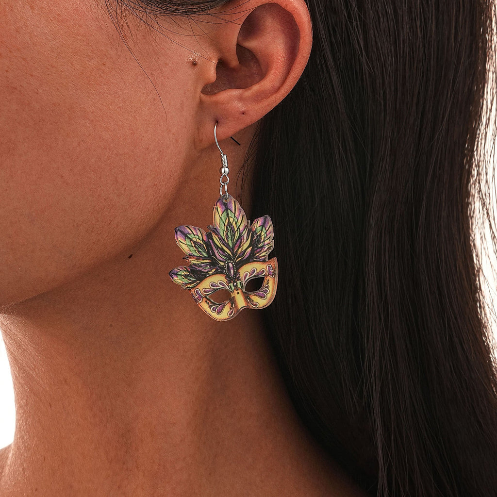 Charming Earring for Any Occasion