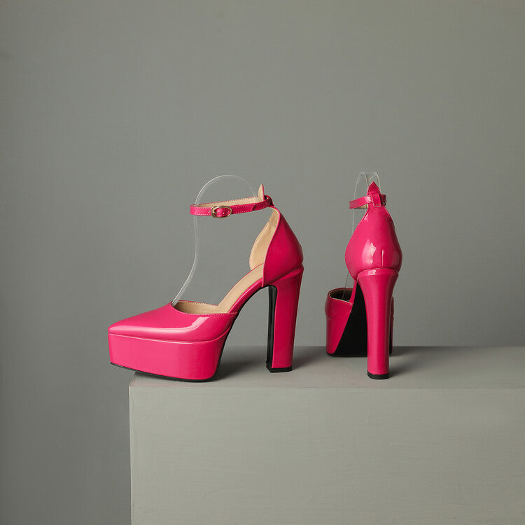 Chic Orthopedic Sandals with Unique Design