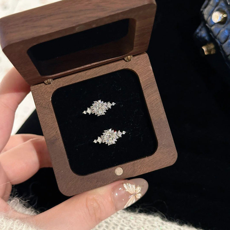 Classic Ring with Timeless Appeal