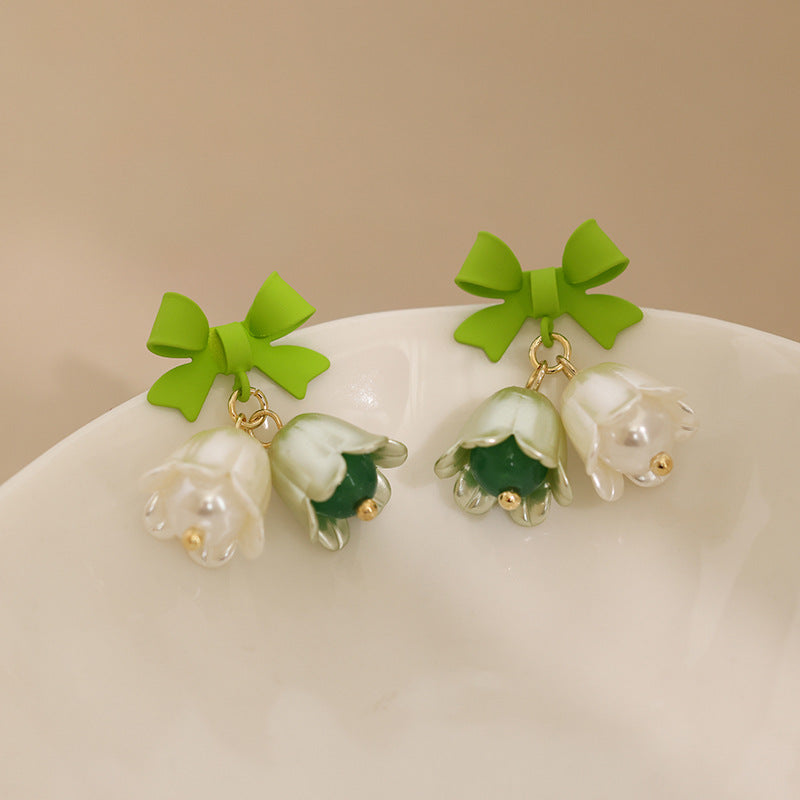 Charming Earring for Any Occasion