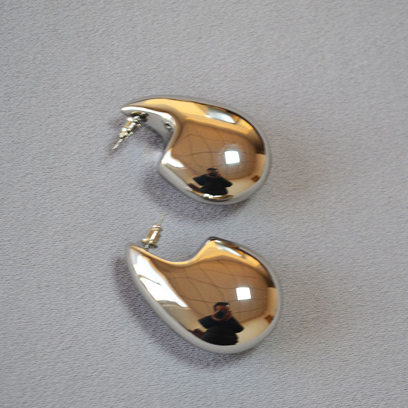 Stunning Gold Earring for Daily Wear