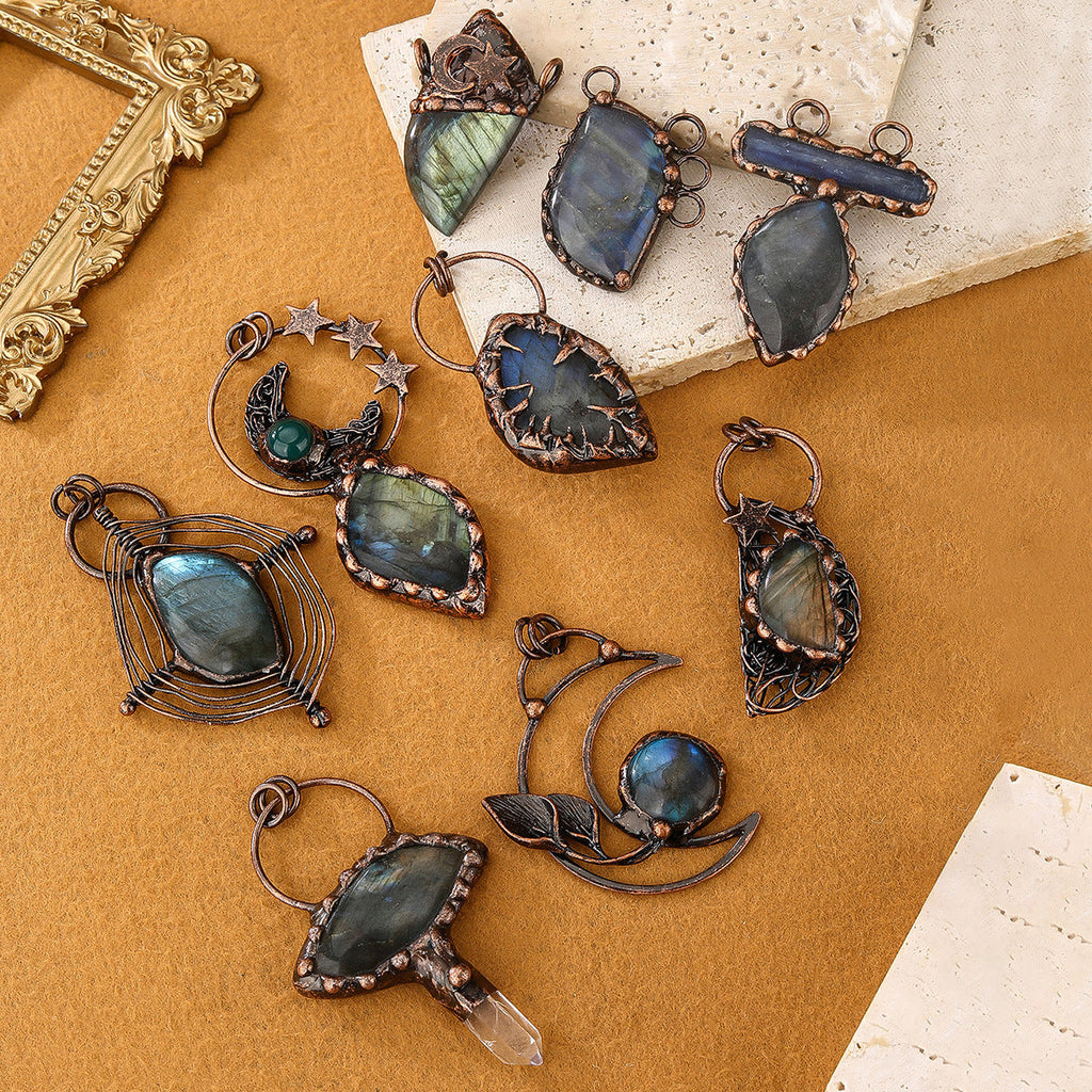 Stunning Pendant for Daily Wear