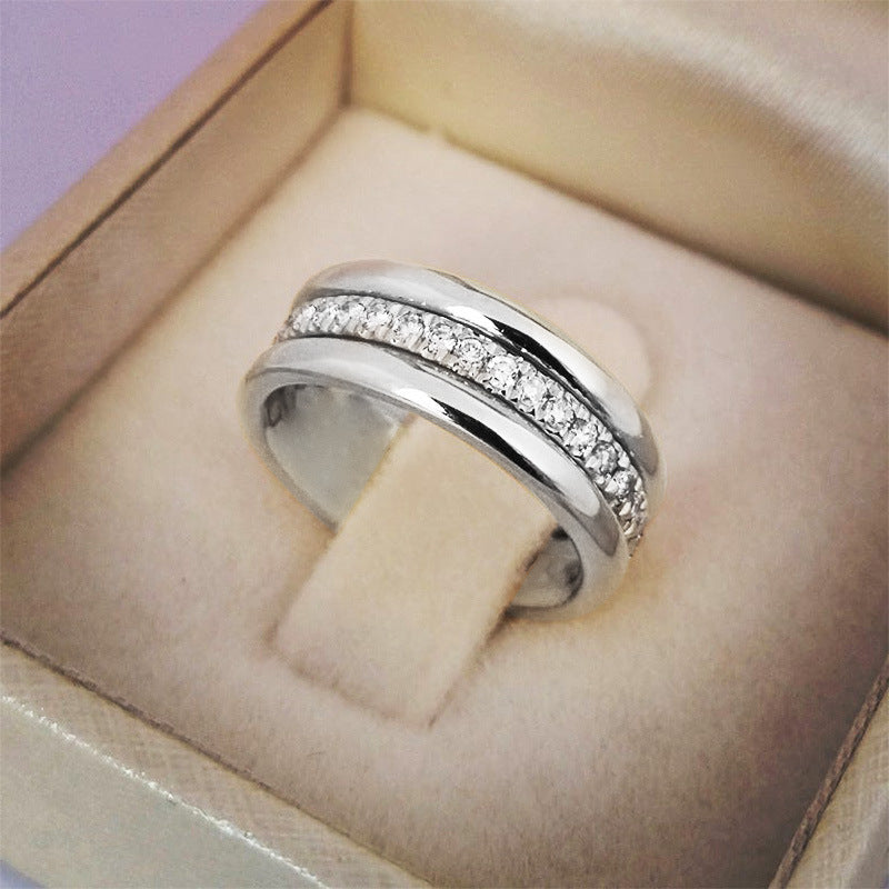 Romantic Gold Ring for Special Moments