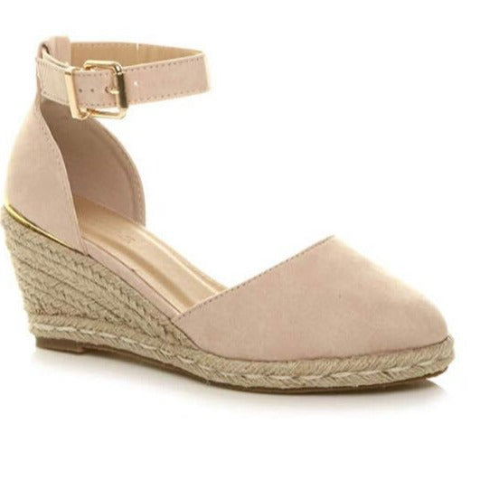 Beautifully Crafted Orthopedic Sandals