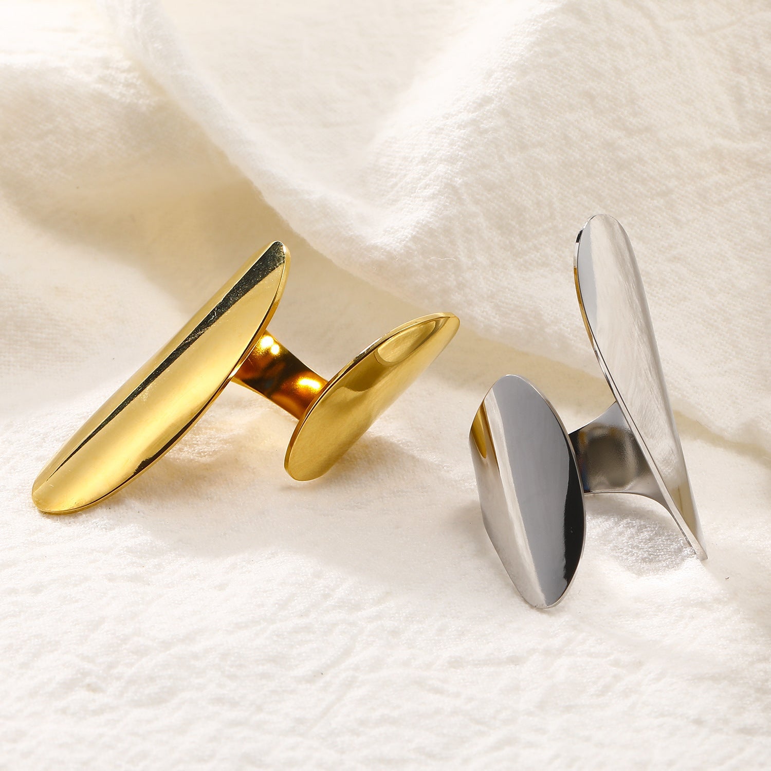 Classic Ring with Timeless Appeal