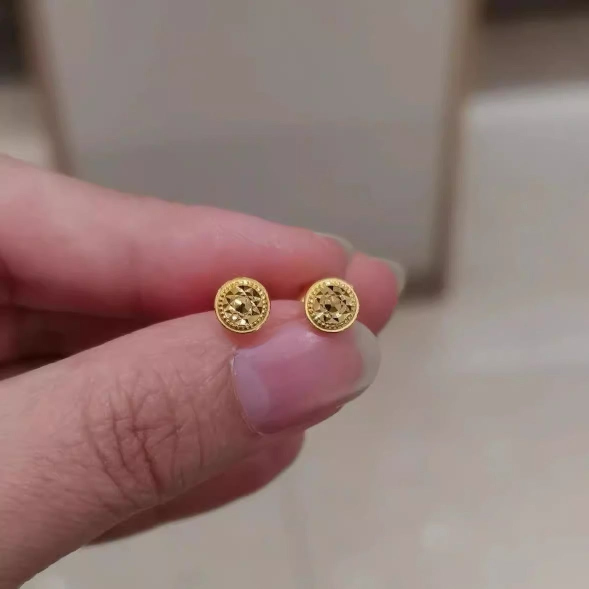Romantic Earring for Special Moments