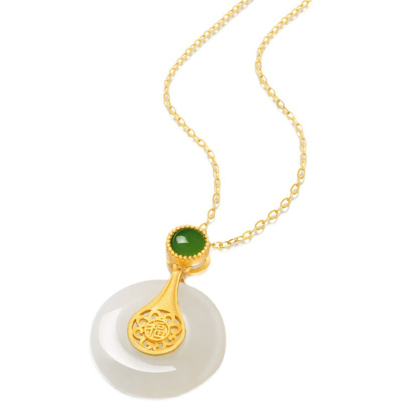 Classic Silver Necklace with Timeless Appeal