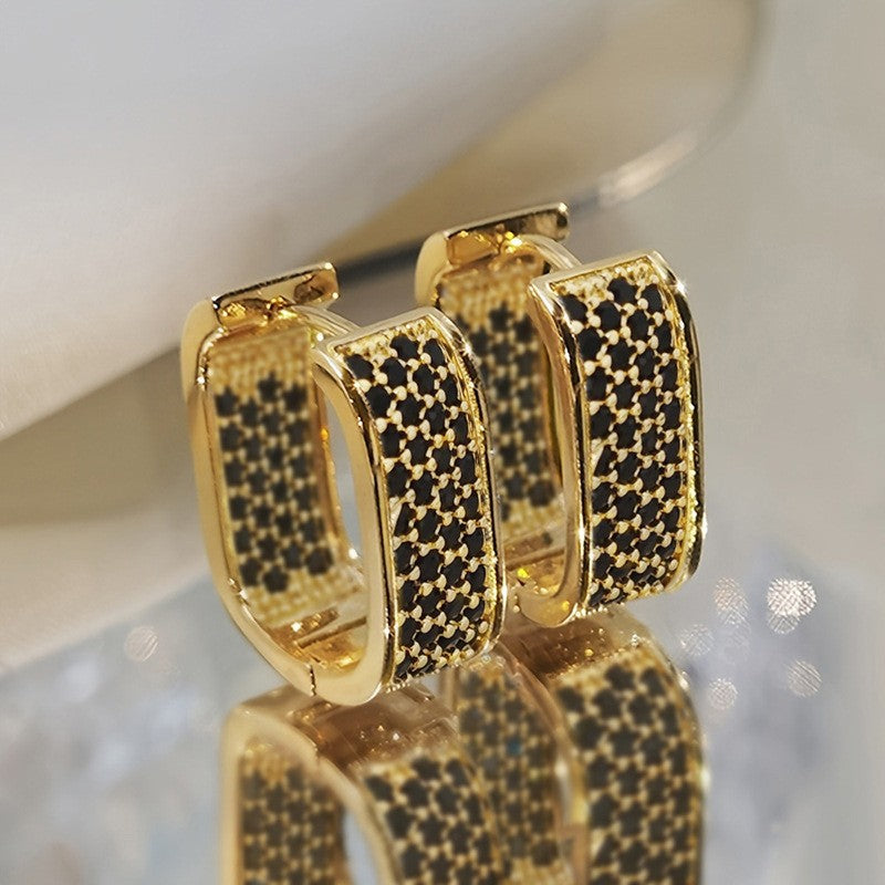 Beautiful Earring with Unique Style