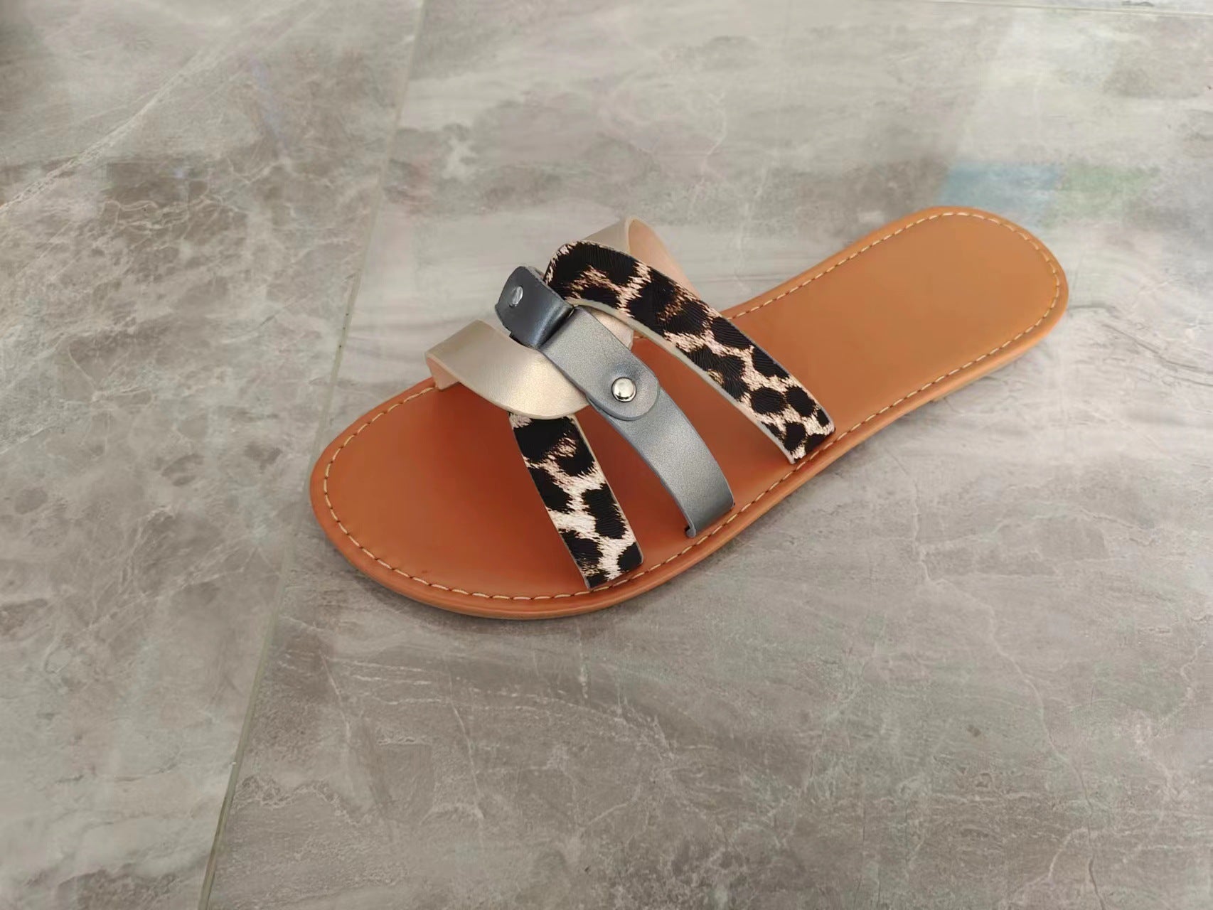 Chic Orthopedic Sandals with Unique Design