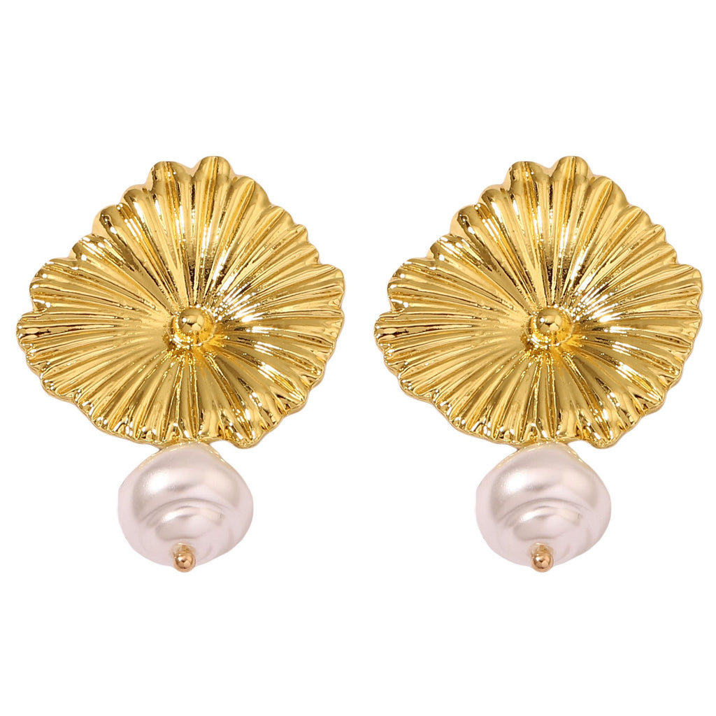 Vintage Handmade Gold Earring