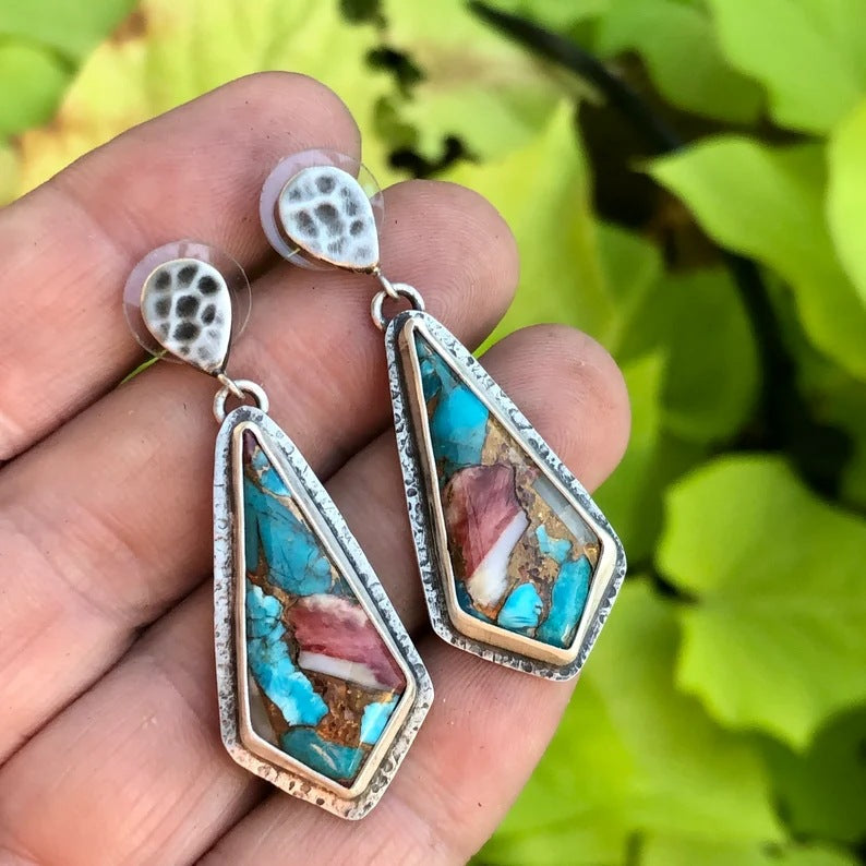 Classic Earring with Timeless Appeal