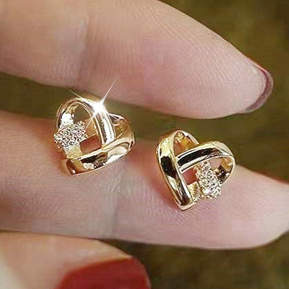 Elegant Gold Earring for Every Occasion