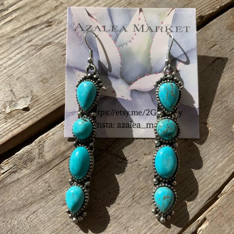 Charming Earring for Any Occasion