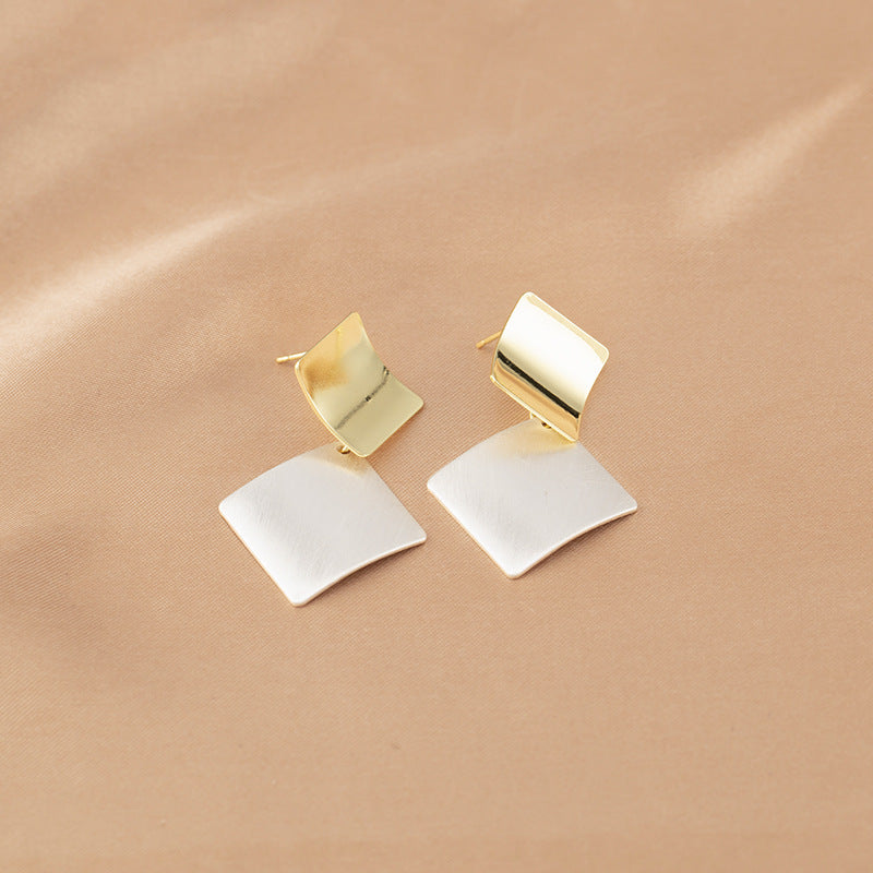 Romantic Earring for Special Moments