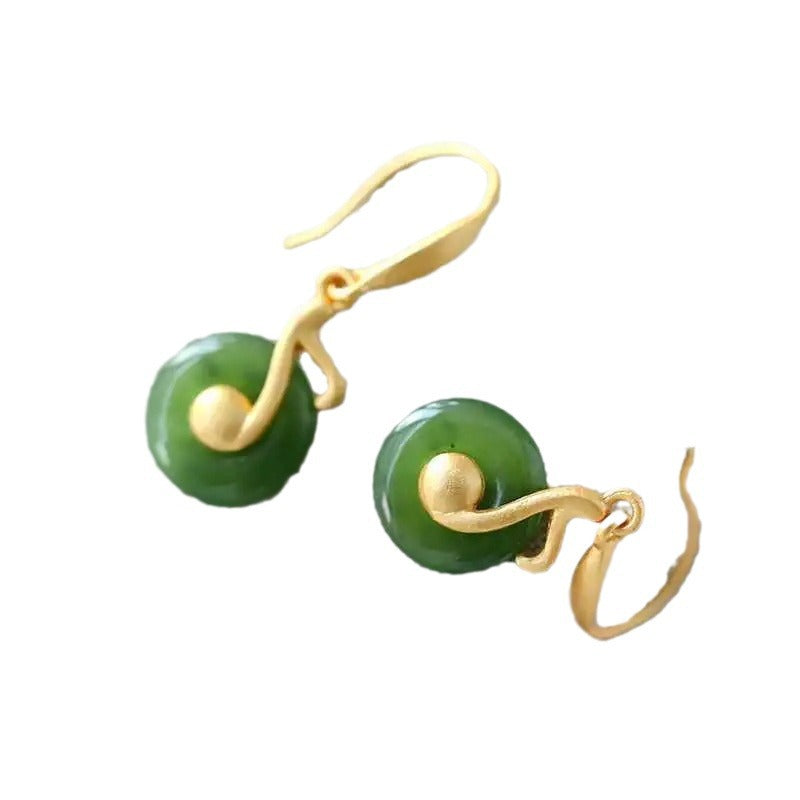 Charming Gold Earring for Any Occasion