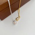 Classic Pearl Necklace with Timeless Appeal