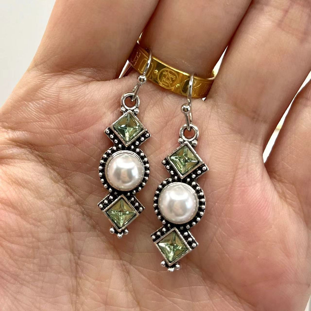 Elegant Pearl Earring for Every Occasion