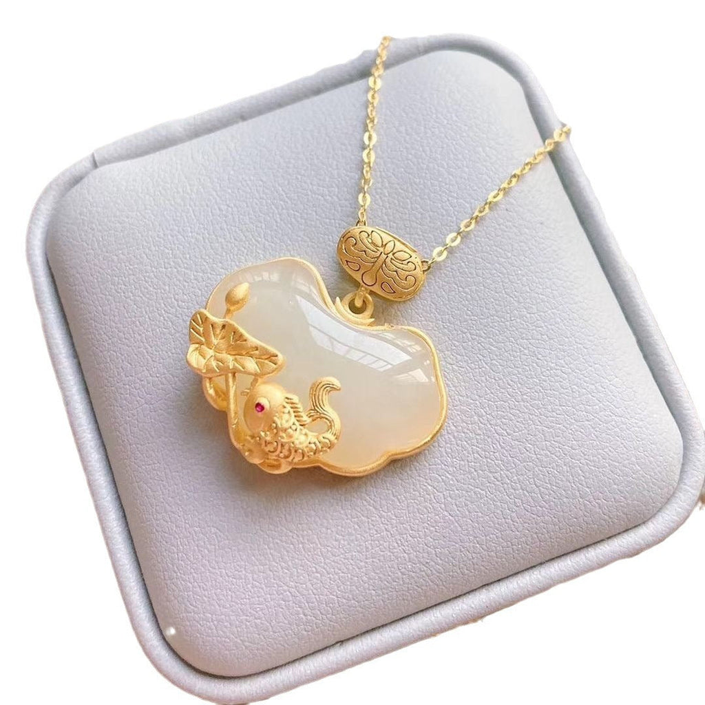 Charming Silver Necklace for Any Occasion