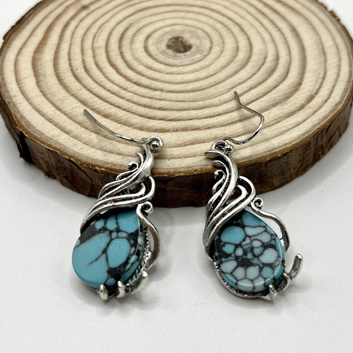 Classic Set with Timeless Appeal