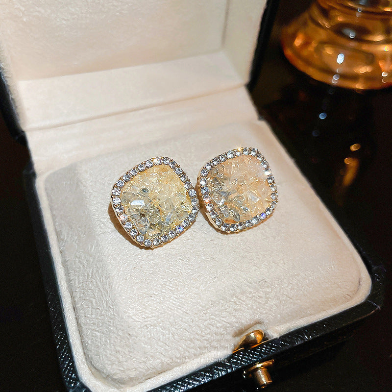 Romantic Earring for Special Moments