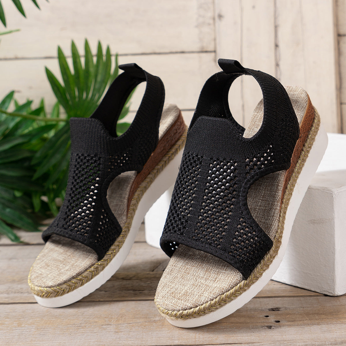 Graceful Orthopedic Sandals for Modern Look