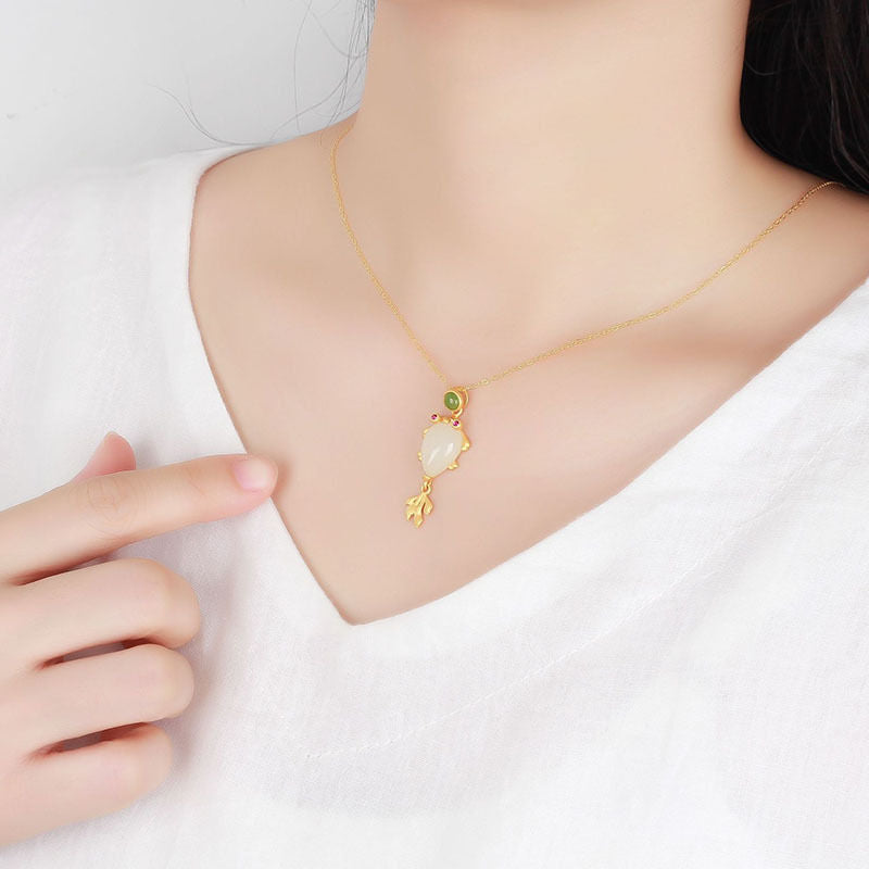 Elegant Gold Necklace for Every Occasion