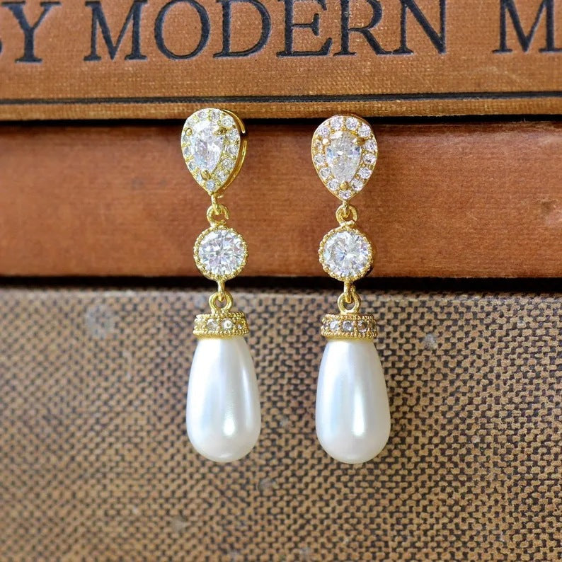 Stunning Earring for Daily Wear
