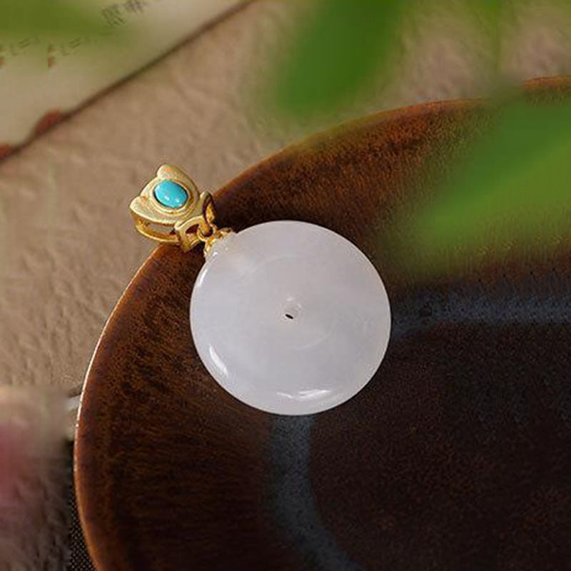 Stunning Gold Necklace for Daily Wear