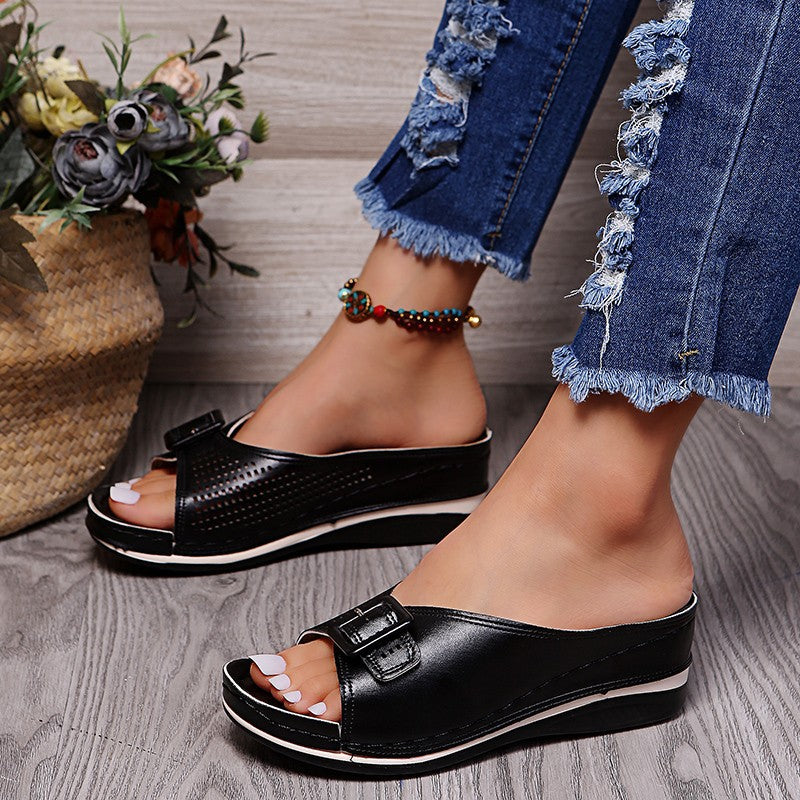 Graceful Orthopedic Sandals for Modern Look
