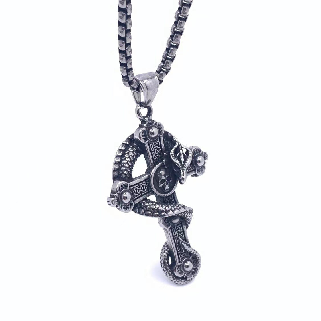 Charming Pendant for Any Occasion