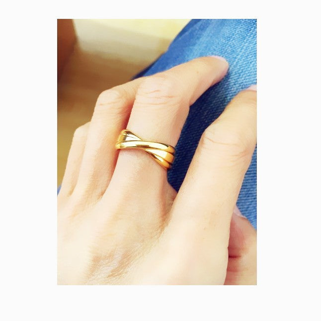 Charming Gold Ring for Any Occasion