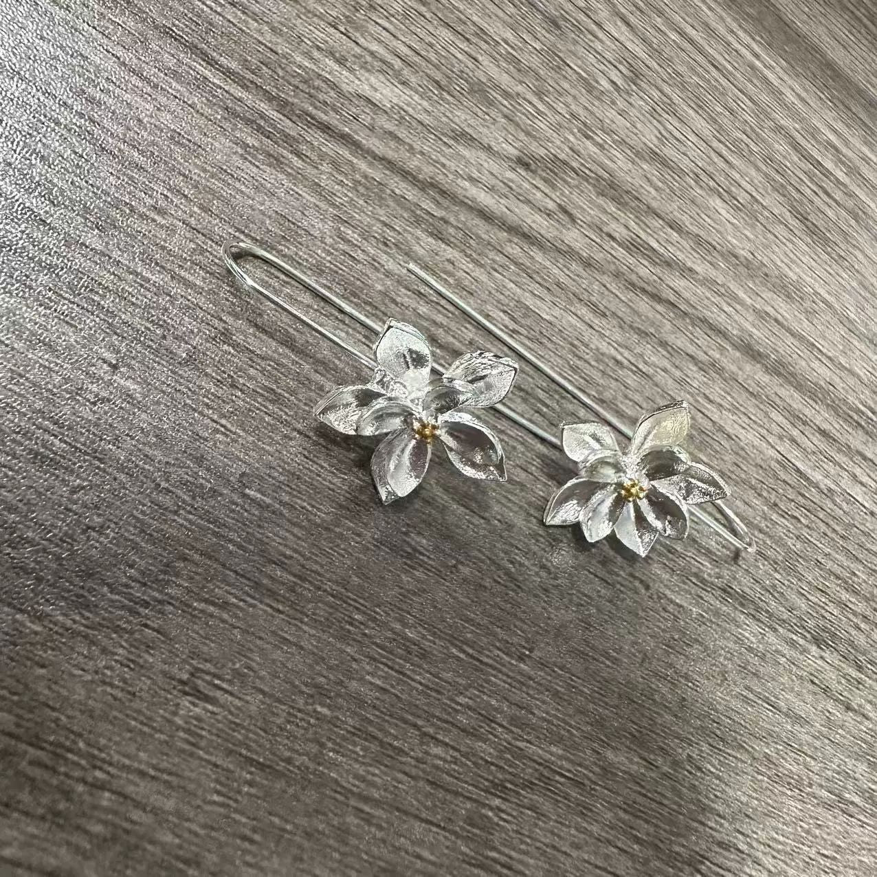 Delicate Artisan Silver Earring