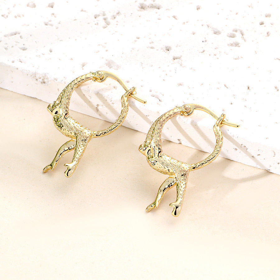 Charming Silver Earring for Any Occasion