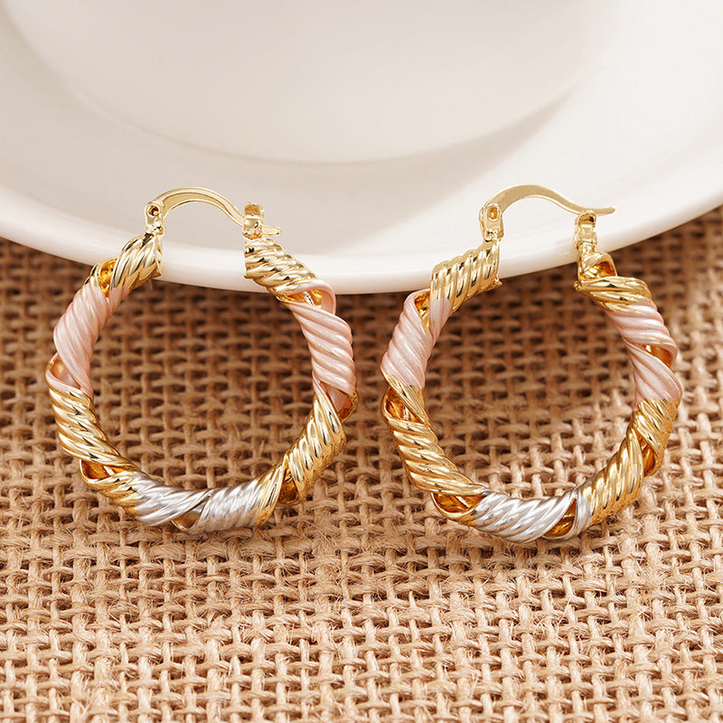 Charming Piece for Any Occasion