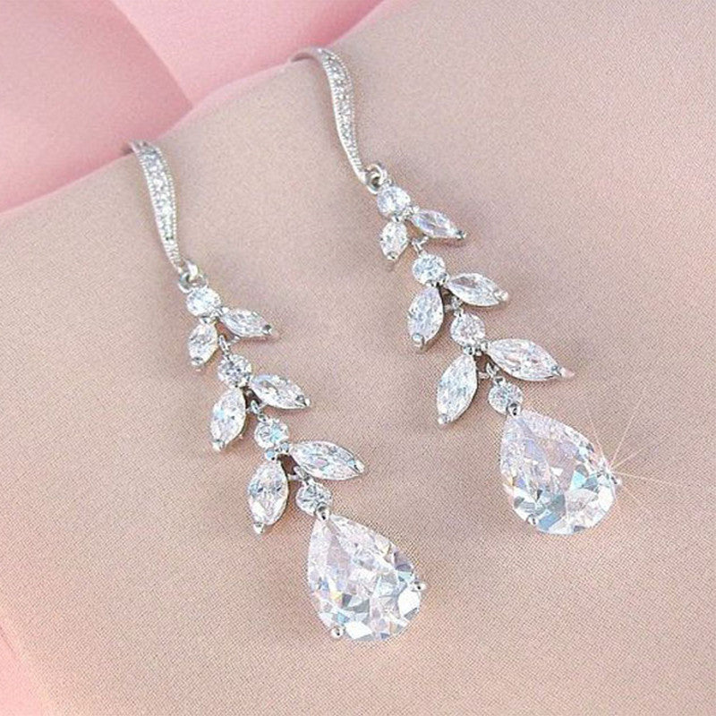 Romantic Earring for Special Moments