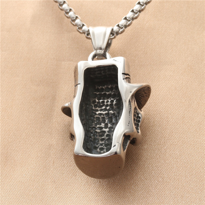 Classic Pendant with Timeless Appeal