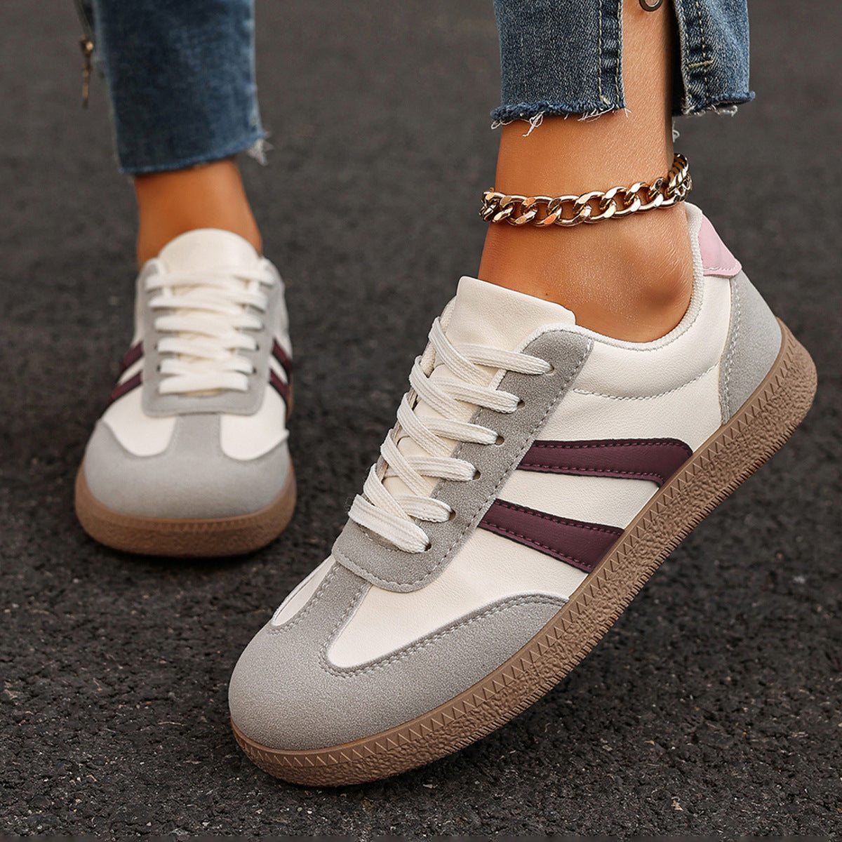Classic Orthopedic Sneakers with Timeless Style