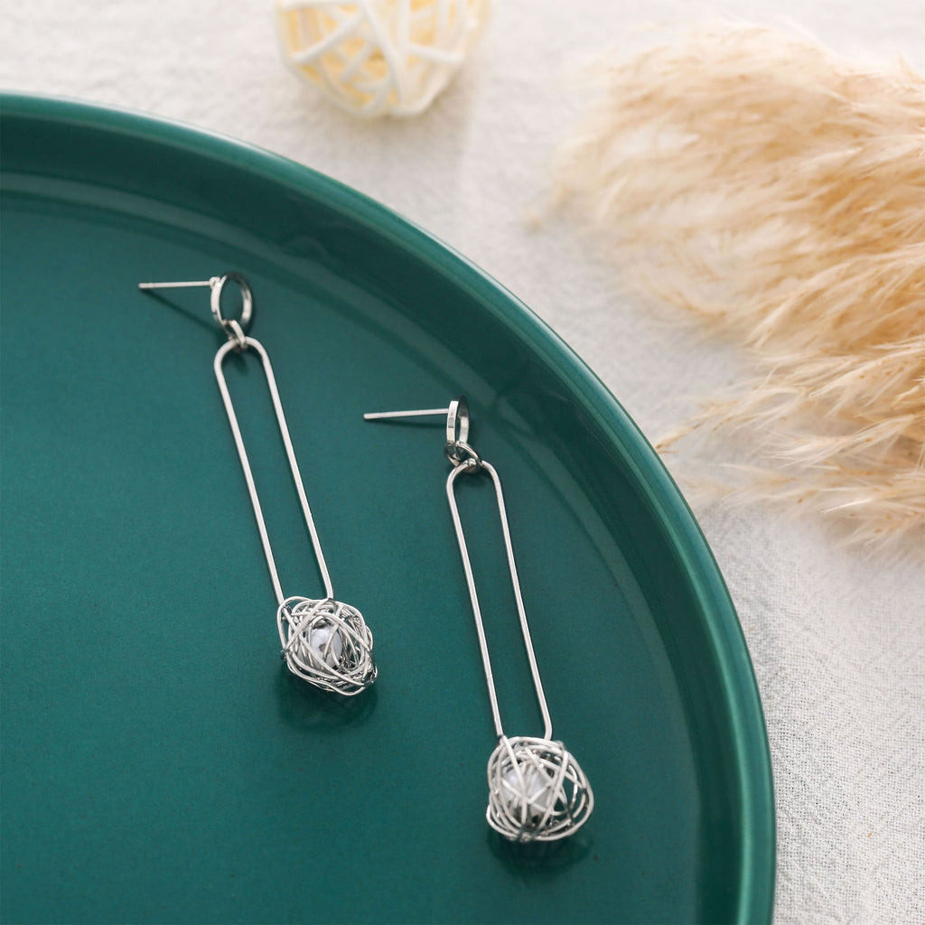 Classic Pearl Earring with Timeless Appeal