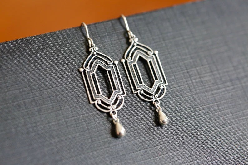 Romantic Earring for Special Moments