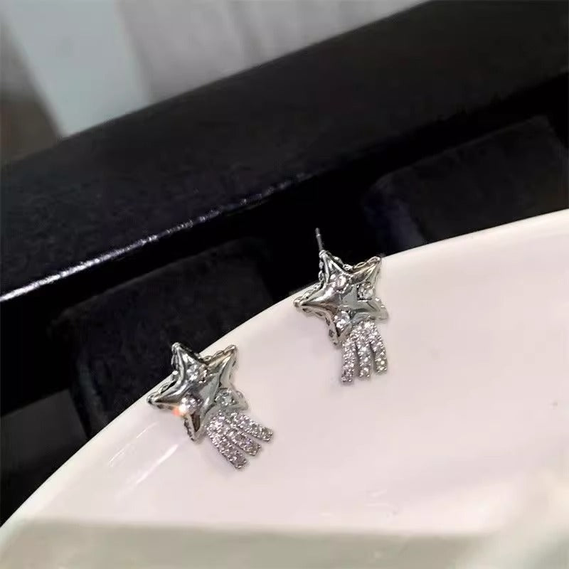 Classic Earring with Timeless Appeal