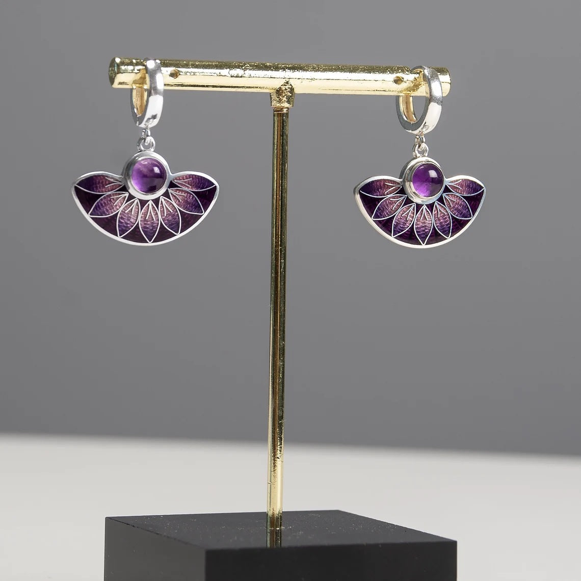 Classic Earring with Timeless Appeal
