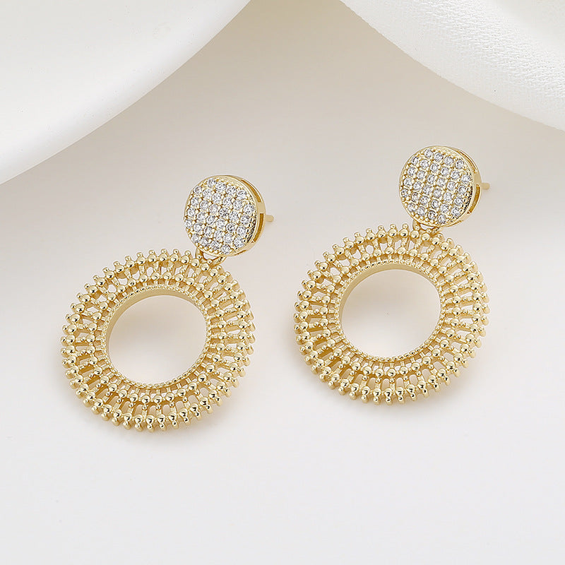 Beautiful Set with Unique Style