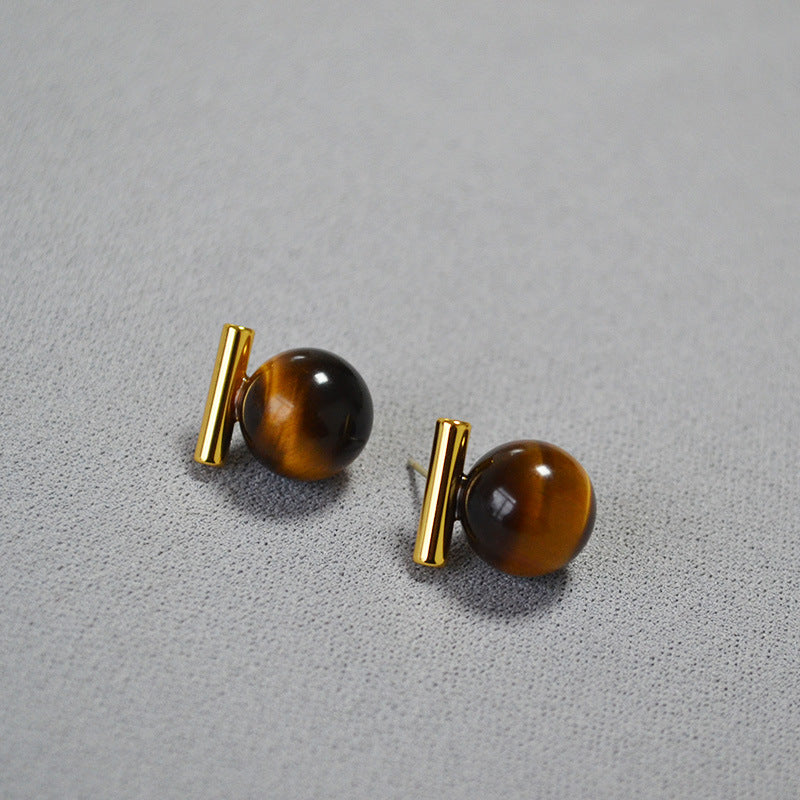 Romantic Silver Earring for Special Moments
