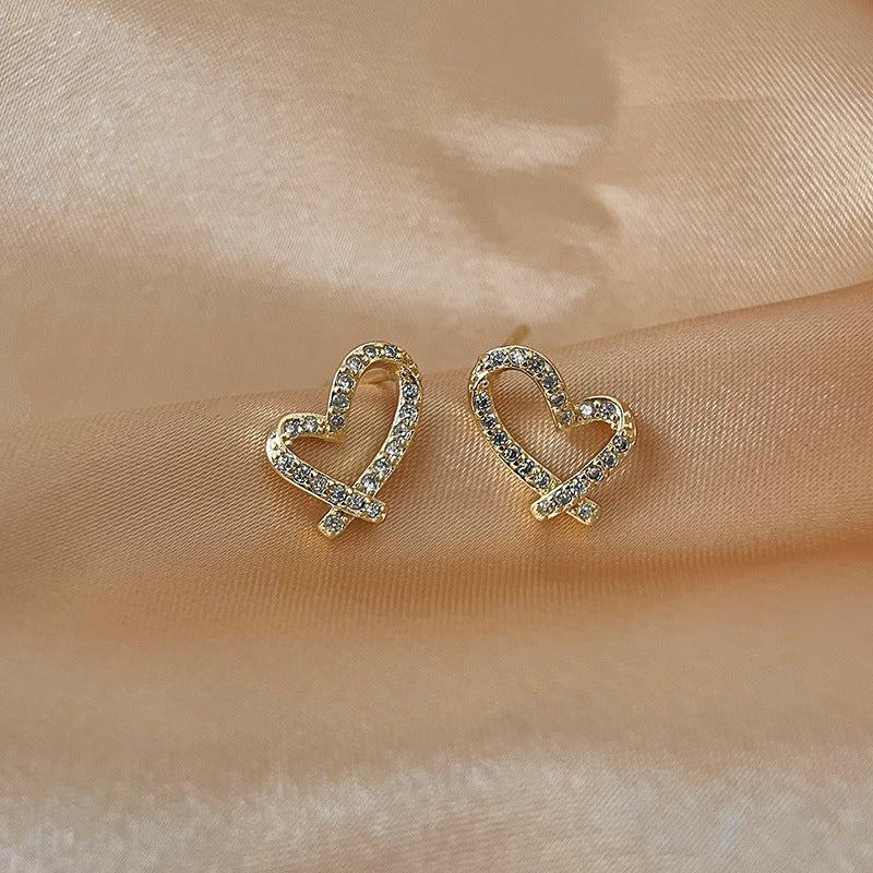 Romantic Earring for Special Moments