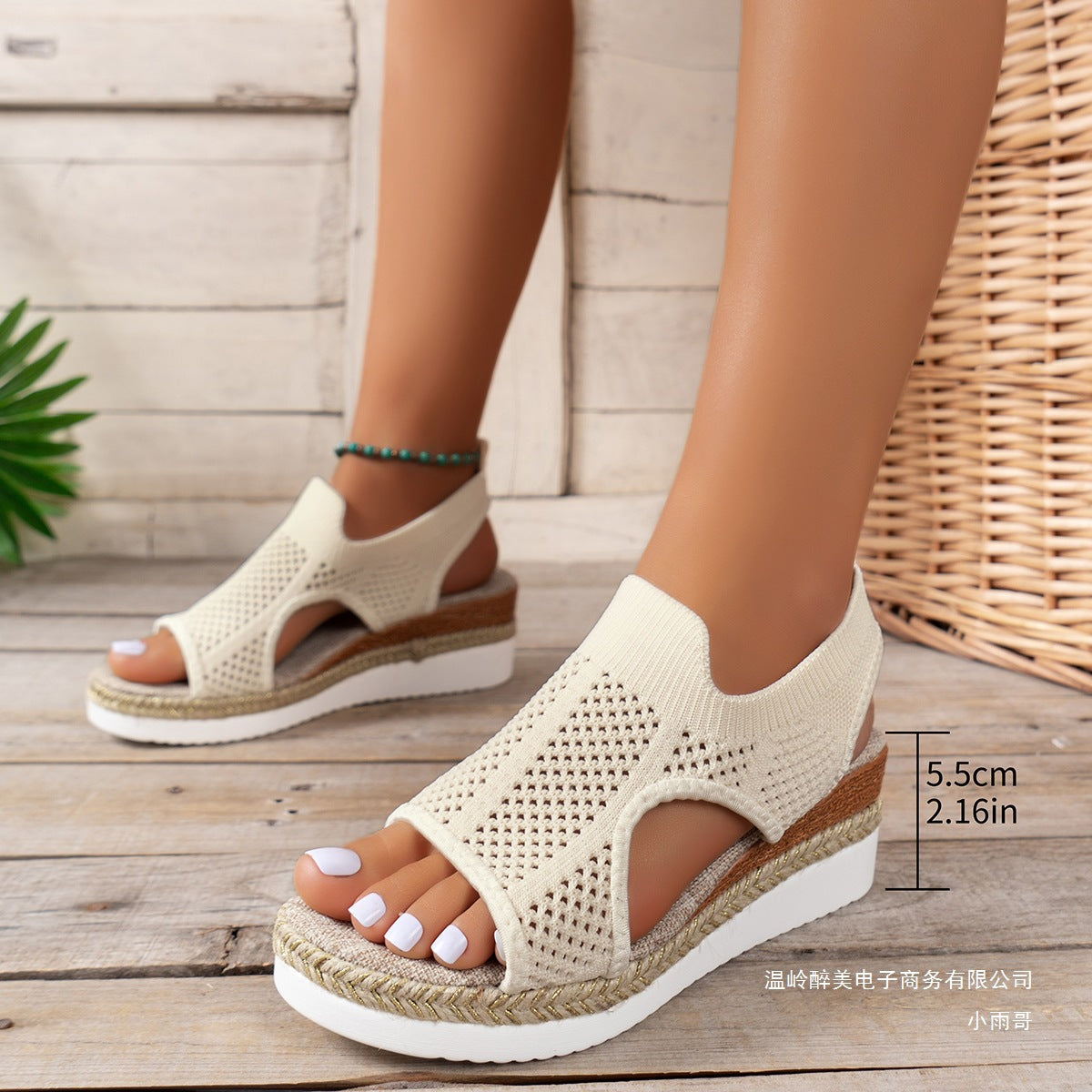 Graceful Orthopedic Sandals for Modern Look