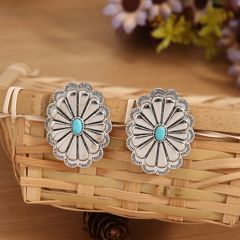 Classic Earring with Timeless Appeal
