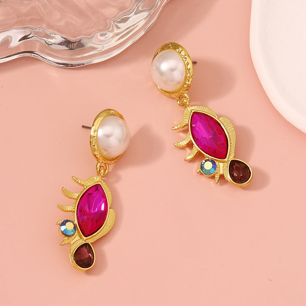Classic Pearl Earring with Timeless Appeal