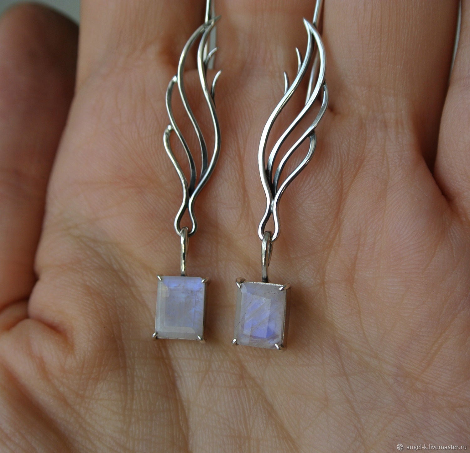 Elegant Earring for Every Occasion